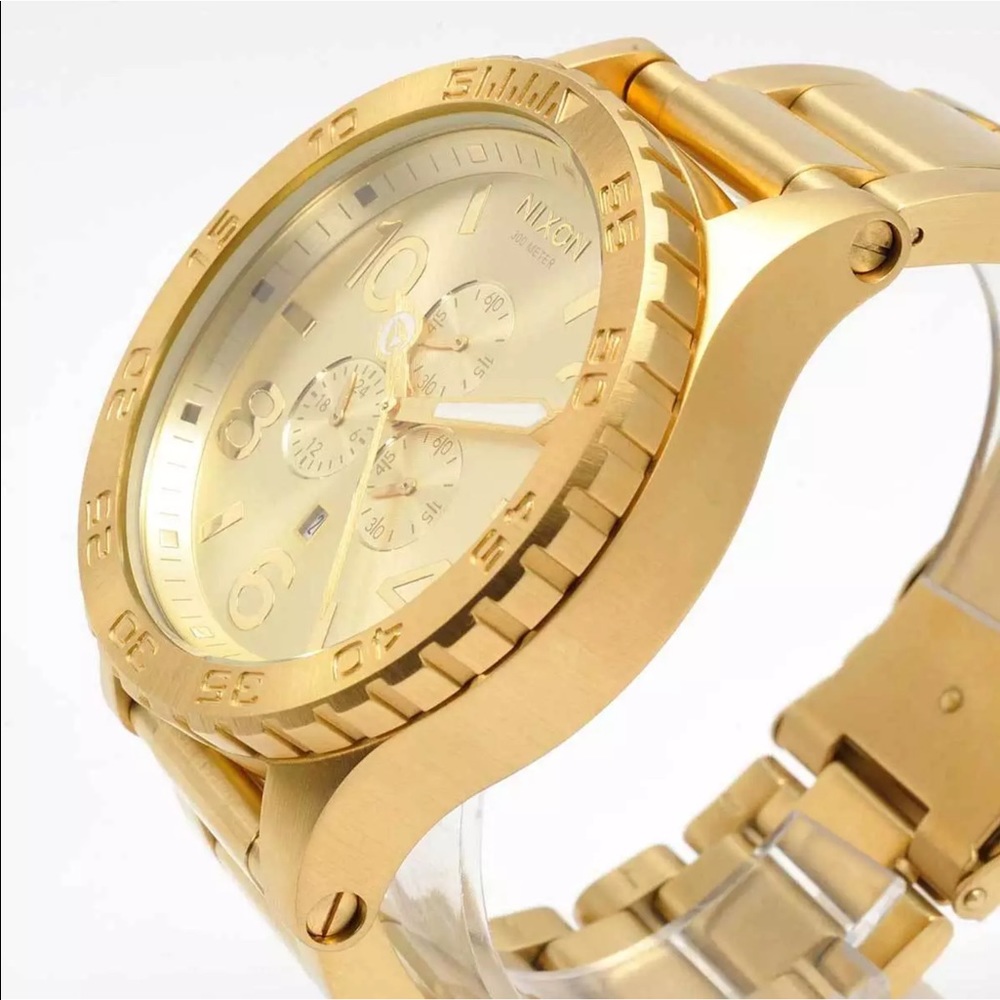 Rose Gold and Gold Nixon Chrono 51-30 - Picture 4 of 7